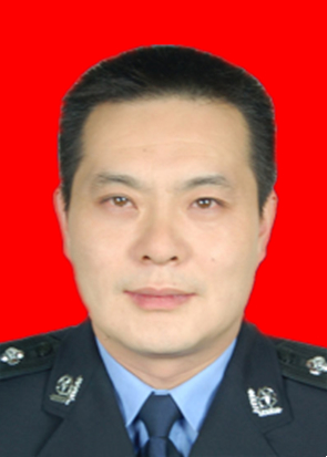 崔永东
